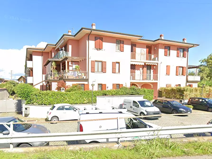 Immagine 6 di Appartamento in vendita  in via Giacomo Leopardi a Ghedi