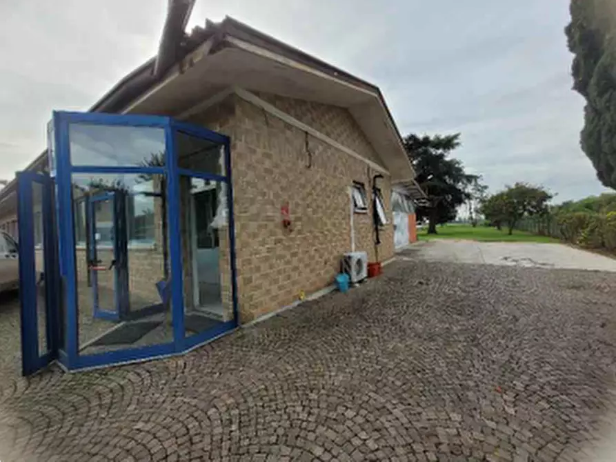 Immagine 4 di Laboratorio in vendita  in Frazione Svegliano a Bagnaria Arsa