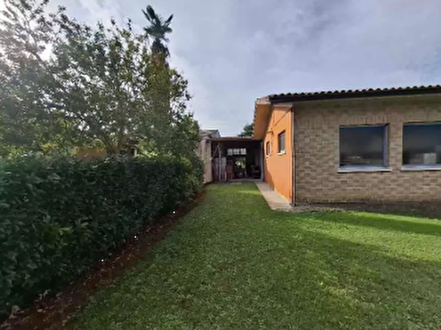 Immagine 6 di Laboratorio in vendita  in Frazione Svegliano a Bagnaria Arsa