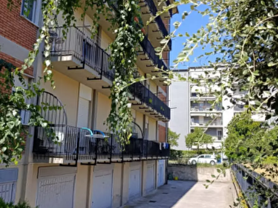 Immagine 2 di Appartamento in vendita  in Via Amerigo Vespucci a Bergamo