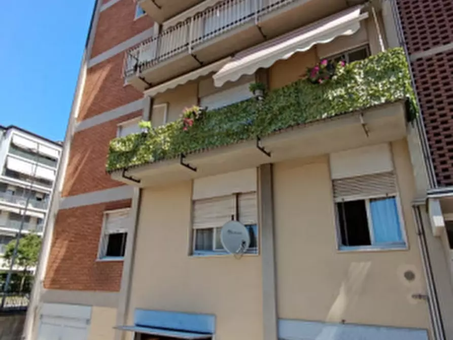 Immagine 4 di Appartamento in vendita  in Via Amerigo Vespucci a Bergamo