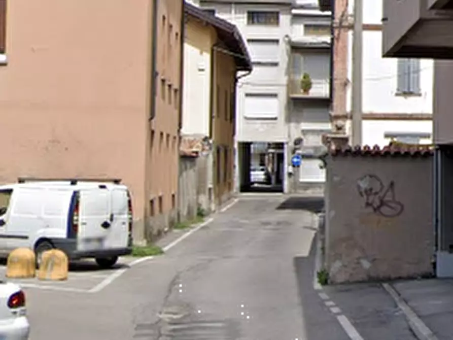 Immagine 12 di Negozio in vendita  in Via Giuseppe Garibaldi a Mariano Comense