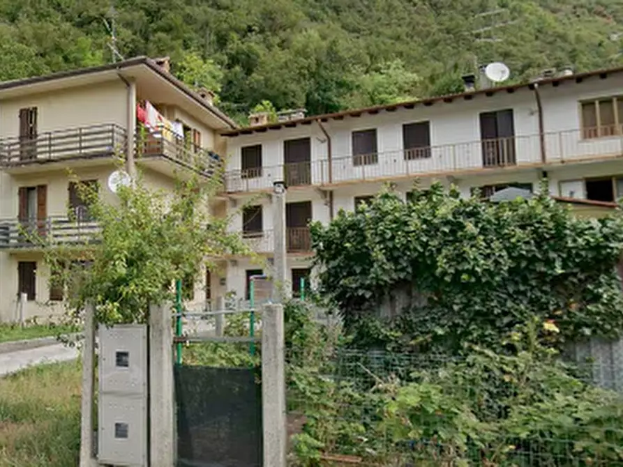 Immagine 3 di Appartamento in vendita  in via roma a Bordano