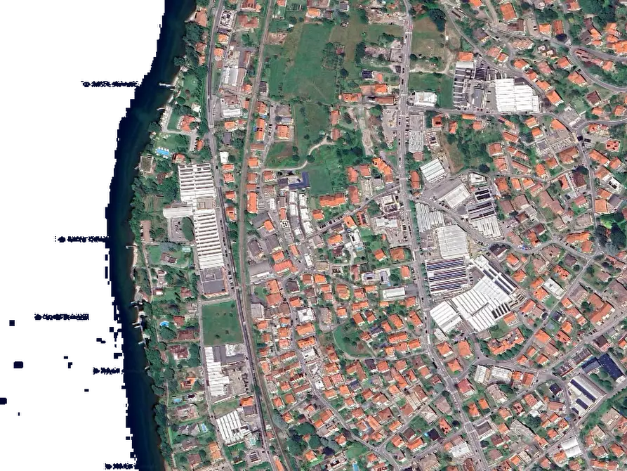 Immagine 2 di Ufficio in vendita  in Via Statale a Mandello Del Lario