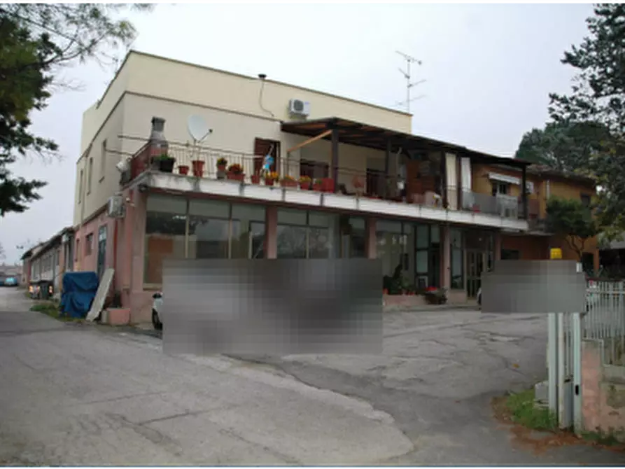 Immagine 3 di Capannone industriale in vendita  in Via Giovanni Agnelli a Campello Sul Clitunno