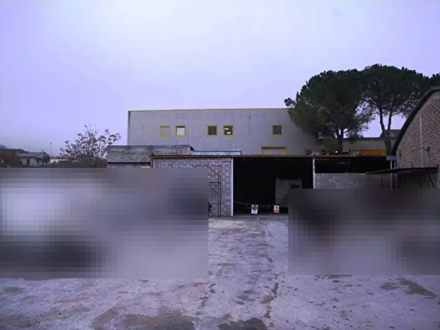 Immagine 4 di Capannone industriale in vendita  in Via Giovanni Agnelli a Campello Sul Clitunno