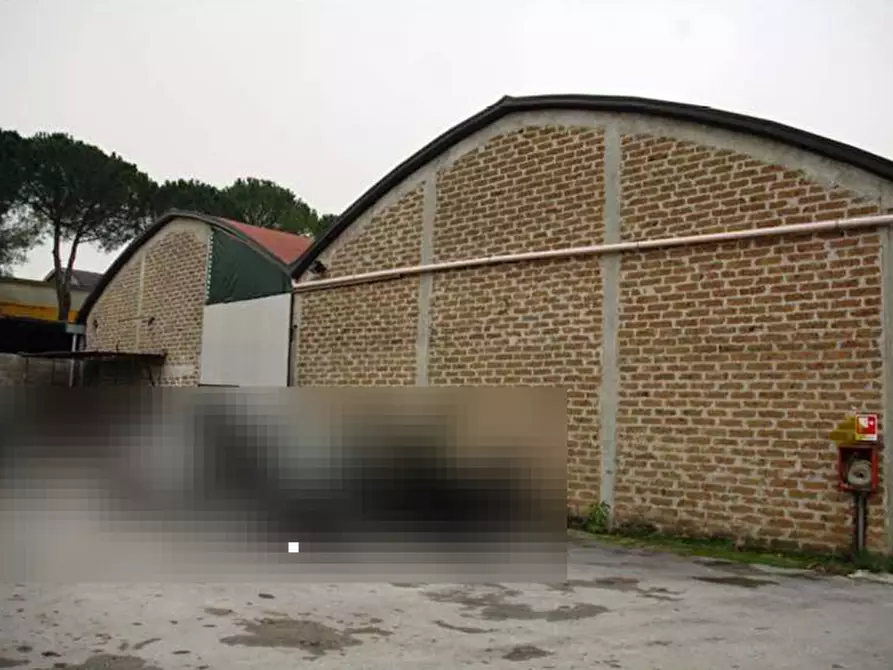 Immagine 5 di Capannone industriale in vendita  in Via Giovanni Agnelli a Campello Sul Clitunno