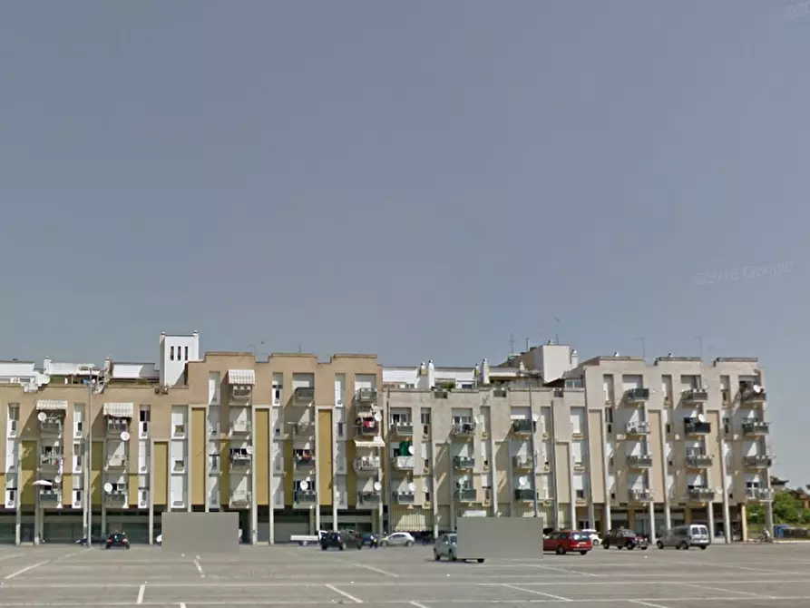 Immagine 2 di Appartamento in vendita  in Piazza del Mercato  a Abano Terme