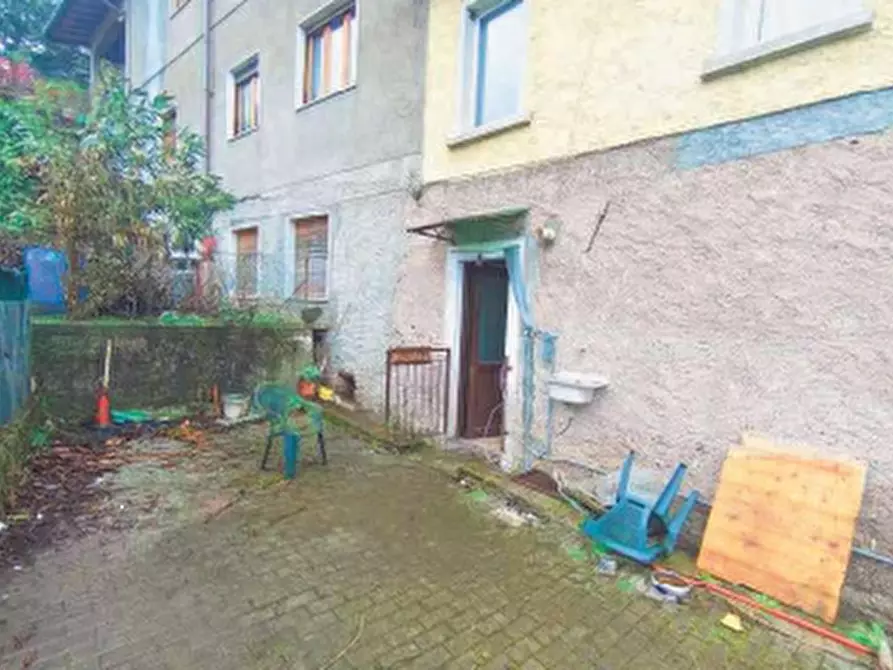 Immagine 4 di Appartamento in vendita  in Via Cesare Battisti  a Ferrera Di Varese