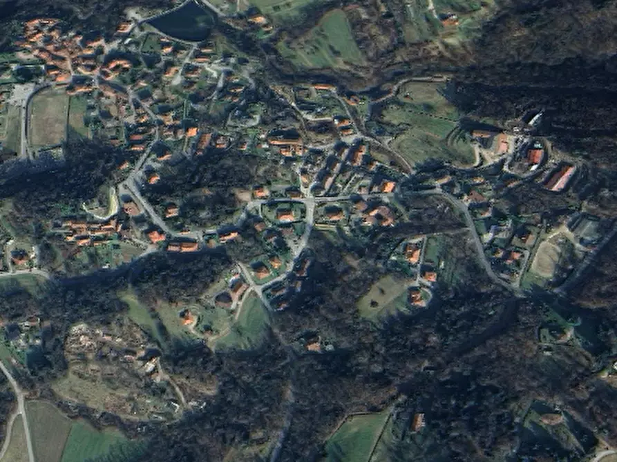 Immagine 13 di Appartamento in vendita  in Via Cesare Battisti  a Ferrera Di Varese