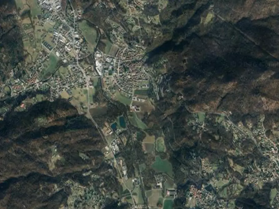 Immagine 11 di Appartamento in vendita  in Via Fratelli Bandiera a Grantola