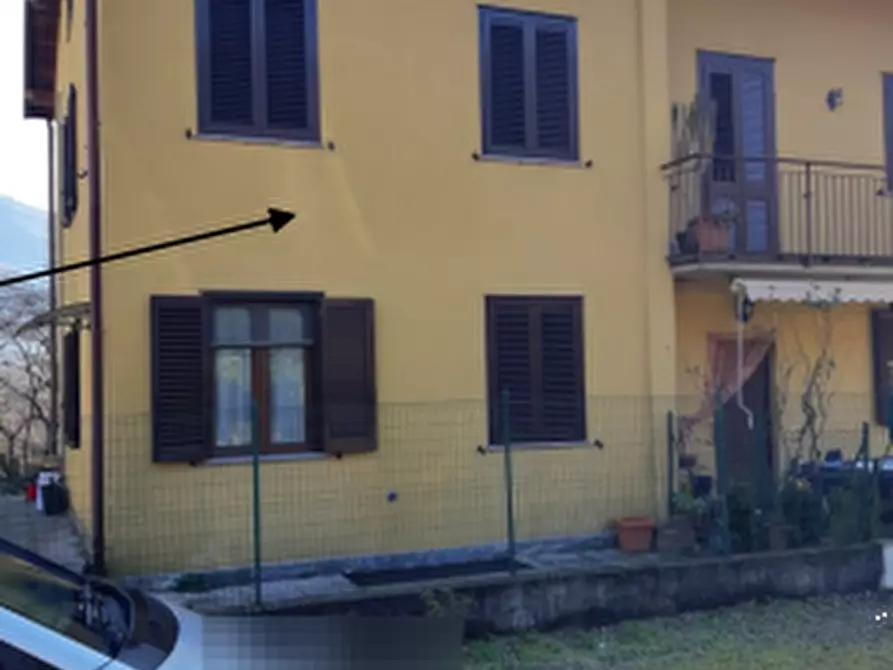 Immagine 1 di Appartamento in vendita  in Via Repubblica a Cuasso Al Monte