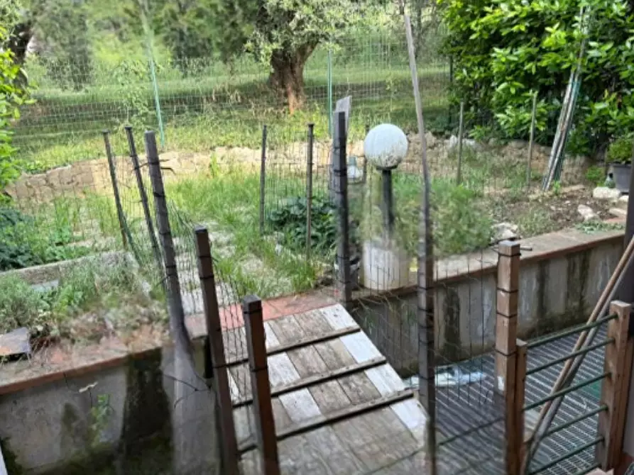 Immagine 2 di Appartamento in vendita  in Via Barcuzzi  a Lonato del Garda