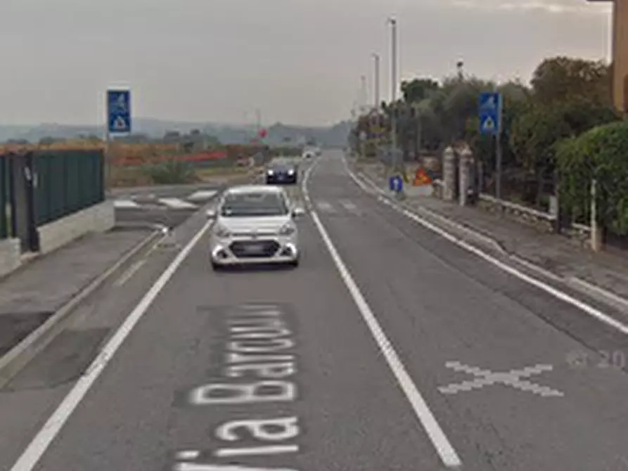 Immagine 5 di Appartamento in vendita  in Via Barcuzzi  a Lonato del Garda
