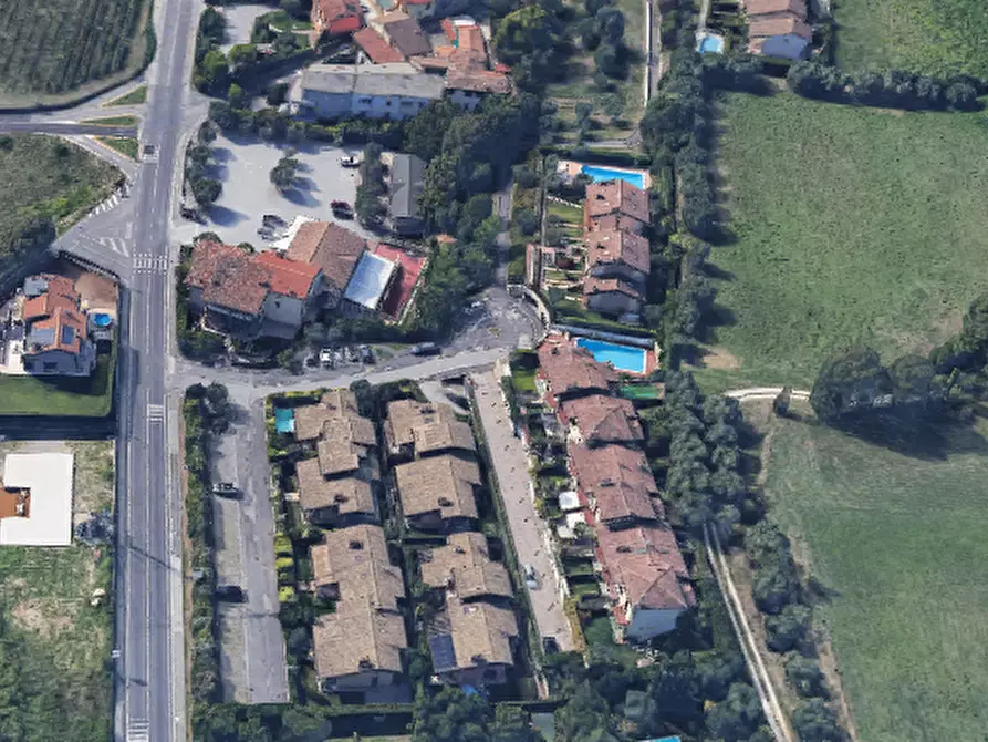 Immagine 8 di Appartamento in vendita  in Via Barcuzzi  a Lonato del Garda