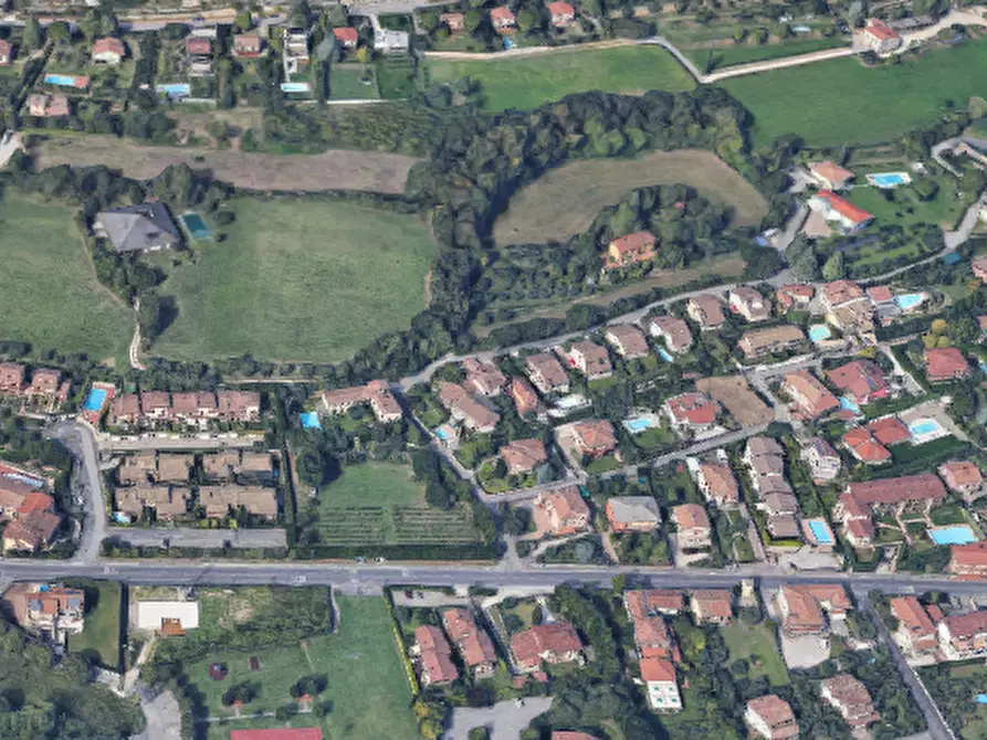 Immagine 11 di Appartamento in vendita  in Via Barcuzzi  a Lonato del Garda