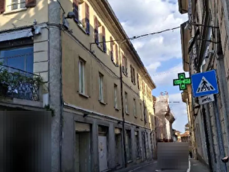 Immagine 5 di Negozio in vendita  in Piazza Garibaldi a Cantù