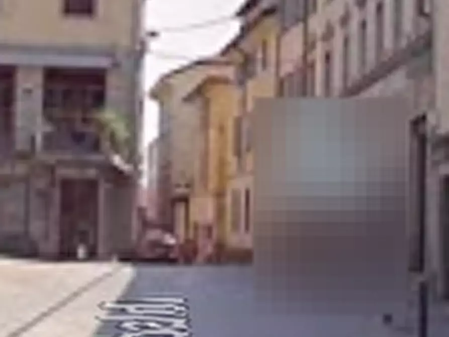 Immagine 12 di Negozio in vendita  in Piazza Garibaldi a Cantù