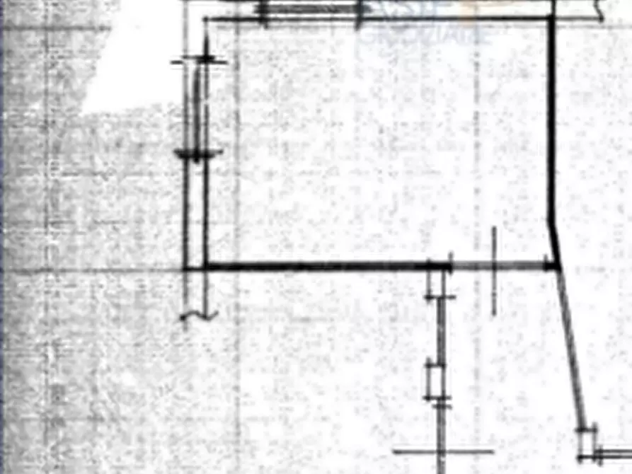 Immagine 10 di Garage in vendita  in Via Partanna a Roma