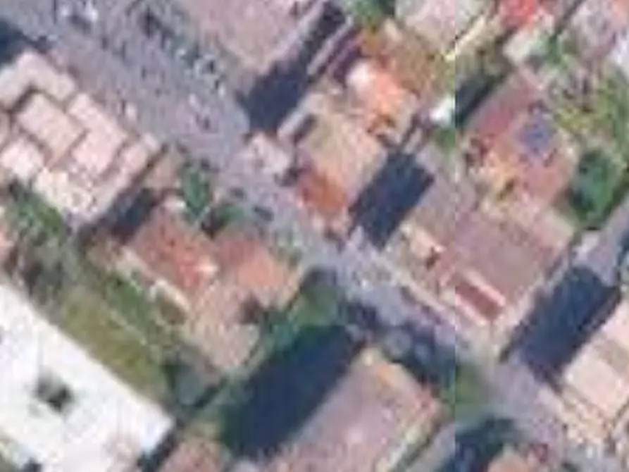 Immagine 15 di Garage in vendita  in Via Partanna a Roma