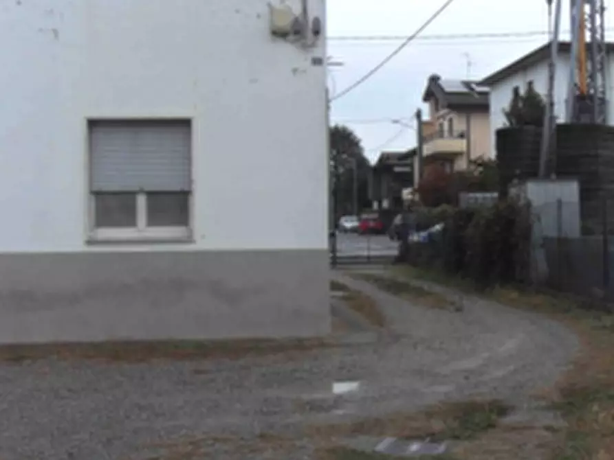 Immagine 11 di Appartamento in vendita  in Via Mazzini a Zanica