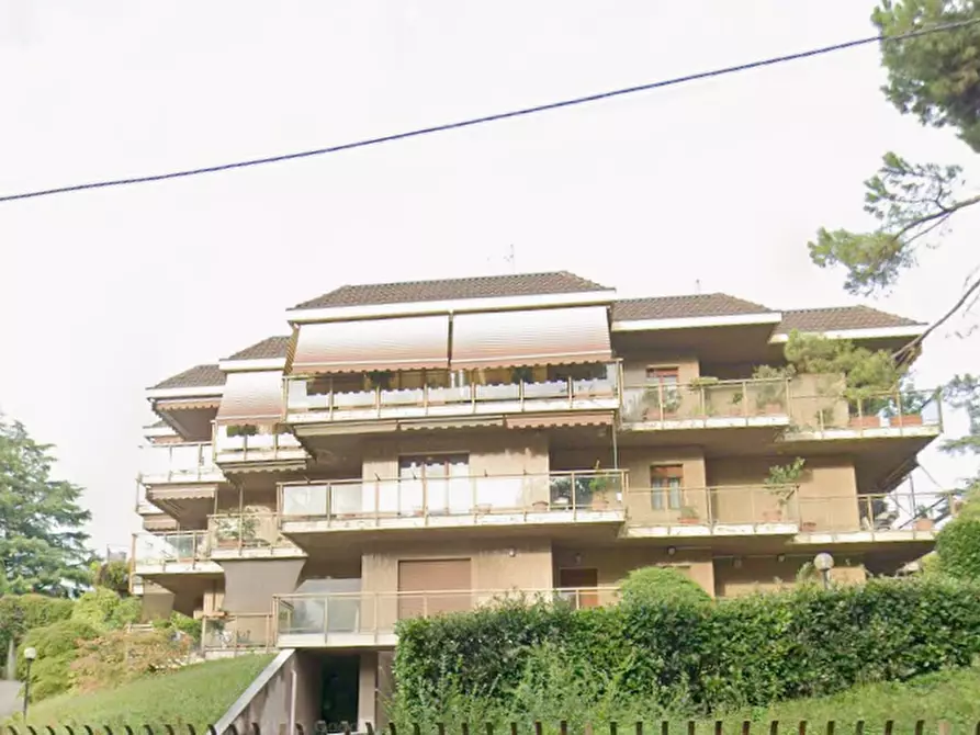 Immagine 5 di Appartamento in vendita  in Via Goldoni a Varese