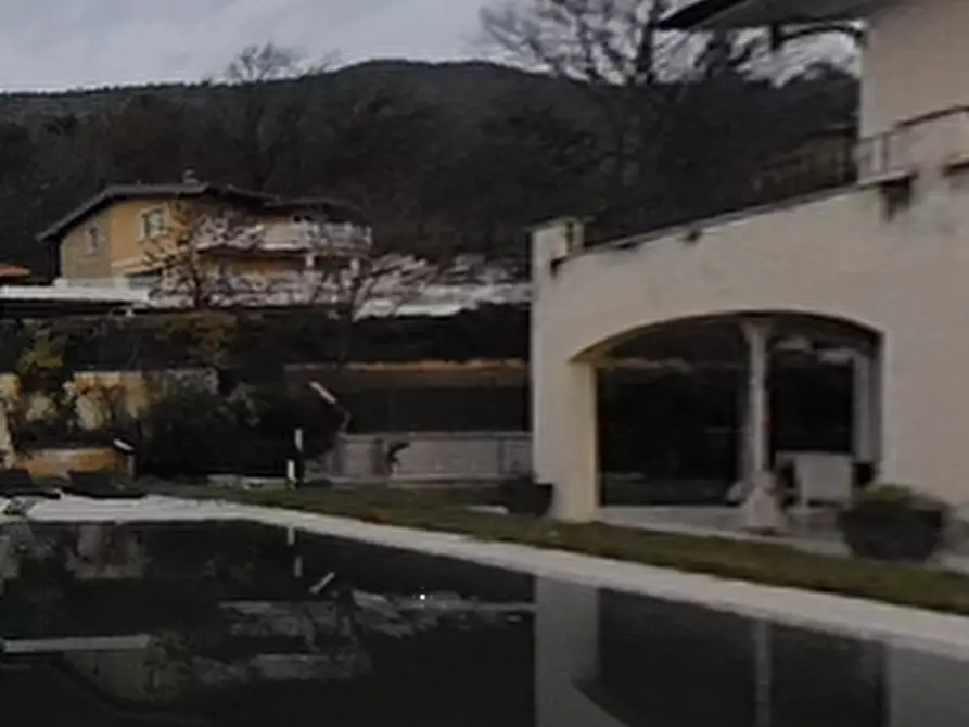 Immagine 5 di Villa in vendita  in Via Maria Teresa di Calcutta a Concesio