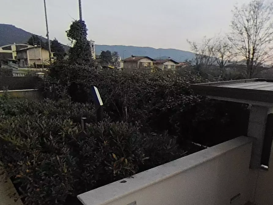 Immagine 10 di Villa in vendita  in Via Maria Teresa di Calcutta a Concesio