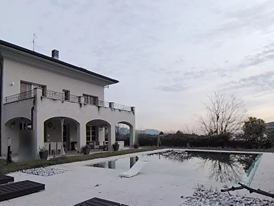 Immagine 13 di Villa in vendita  in Via Maria Teresa di Calcutta a Concesio