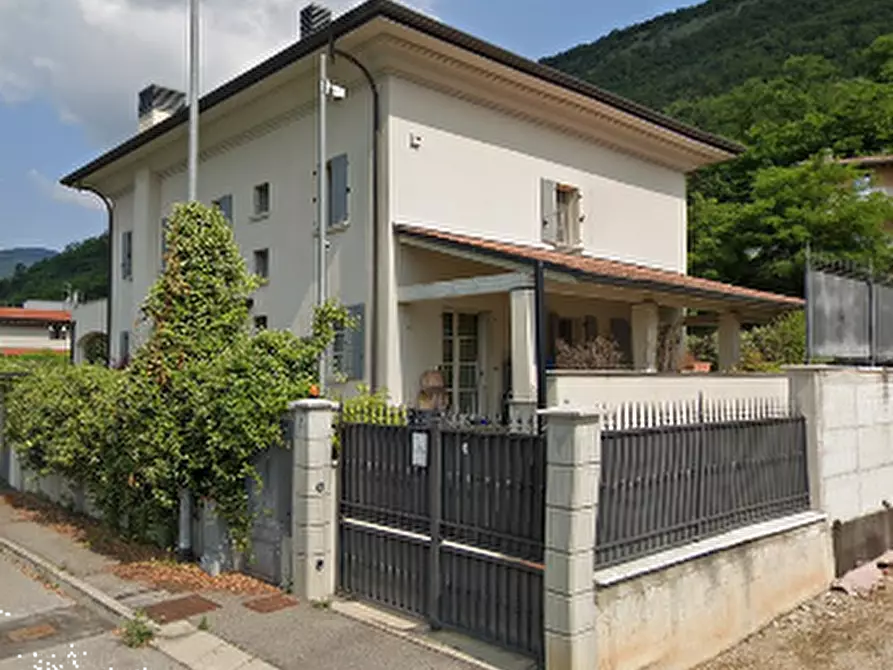 Immagine 19 di Villa in vendita  in Via Maria Teresa di Calcutta a Concesio