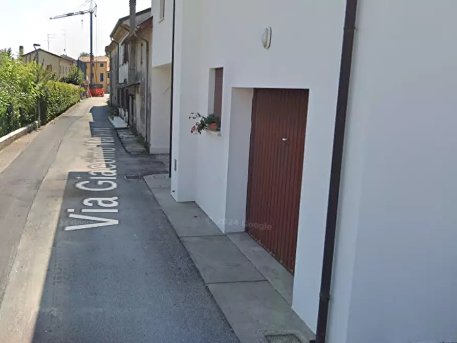 Immagine 25 di Casa indipendente in vendita  in Via Giacomo Matteotti a Gazzada Schianno