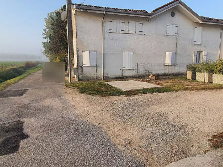 Immagine 3 di Porzione di casa in vendita  in Via Ramo a Dosolo