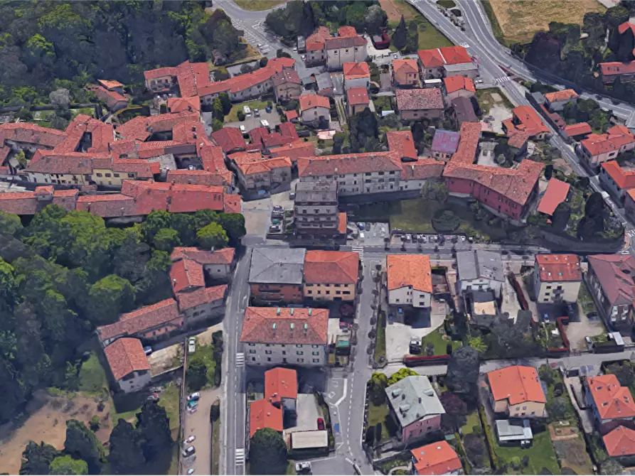 Immagine 15 di Negozio in vendita  in Via Giuseppe Verdi a Anzano Del Parco