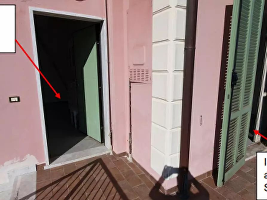 Immagine 8 di Appartamento in vendita  in Via san leonardo a Massa