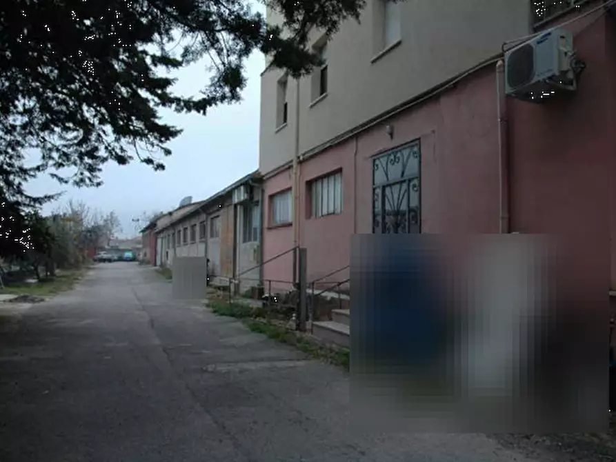 Immagine 9 di Capannone industriale in vendita  in Via Giovanni Agnelli a Campello Sul Clitunno