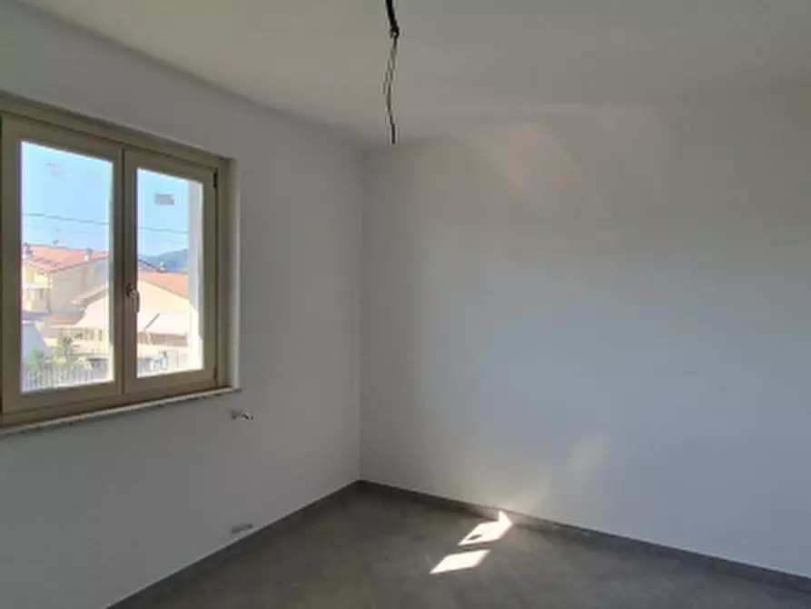 Immagine 13 di Appartamento in vendita  in Via san leonardo a Massa