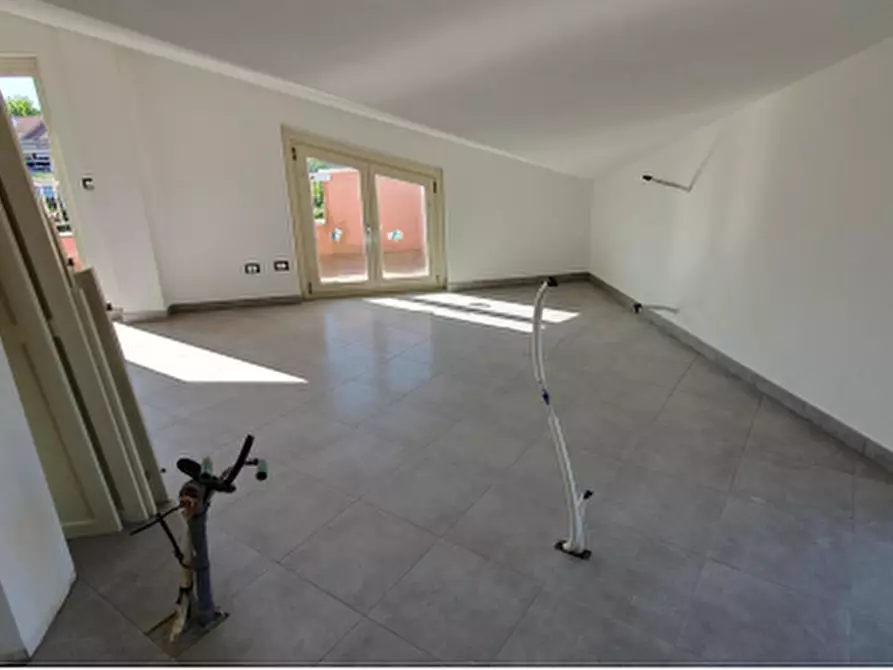 Immagine 19 di Appartamento in vendita  in Via san leonardo a Massa