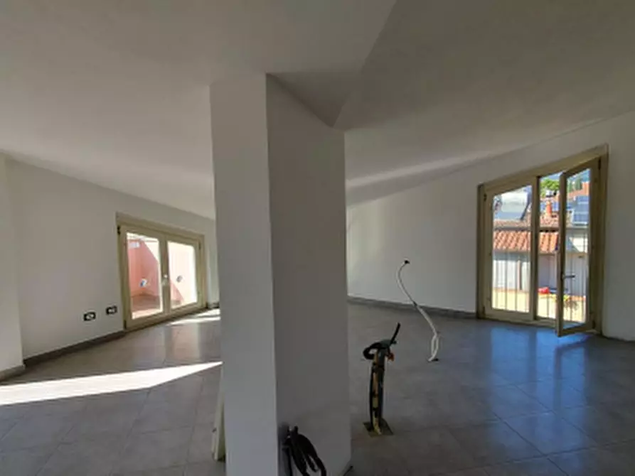 Immagine 20 di Appartamento in vendita  in Via san leonardo a Massa