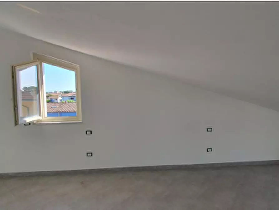 Immagine 24 di Appartamento in vendita  in Via san leonardo a Massa