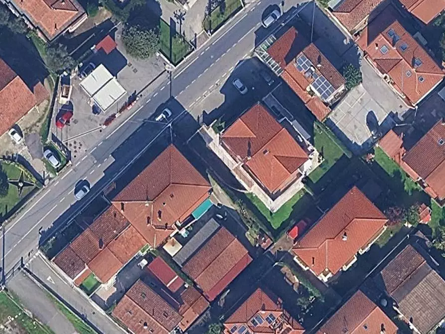 Immagine 41 di Appartamento in vendita  in Via san leonardo a Massa