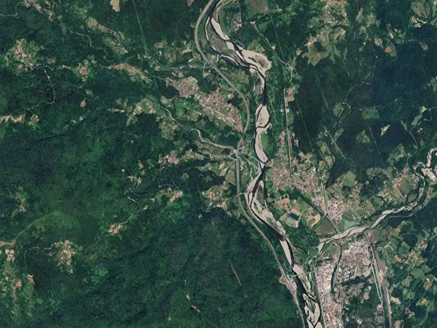 Immagine 21 di Capannone industriale in vendita  in Località nave nei pressi barbarasco a Tresana