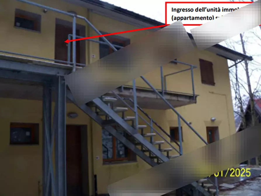 Immagine 2 di Appartamento in vendita  in Località Crocetta a Fivizzano