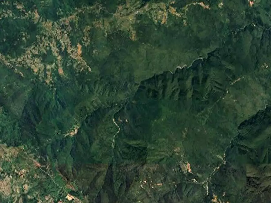 Immagine 12 di Appartamento in vendita  in Località crocetta a Fivizzano