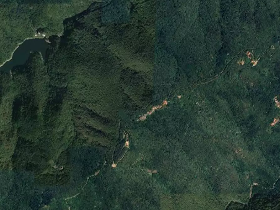 Immagine 14 di Appartamento in vendita  in Località crocetta a Fivizzano