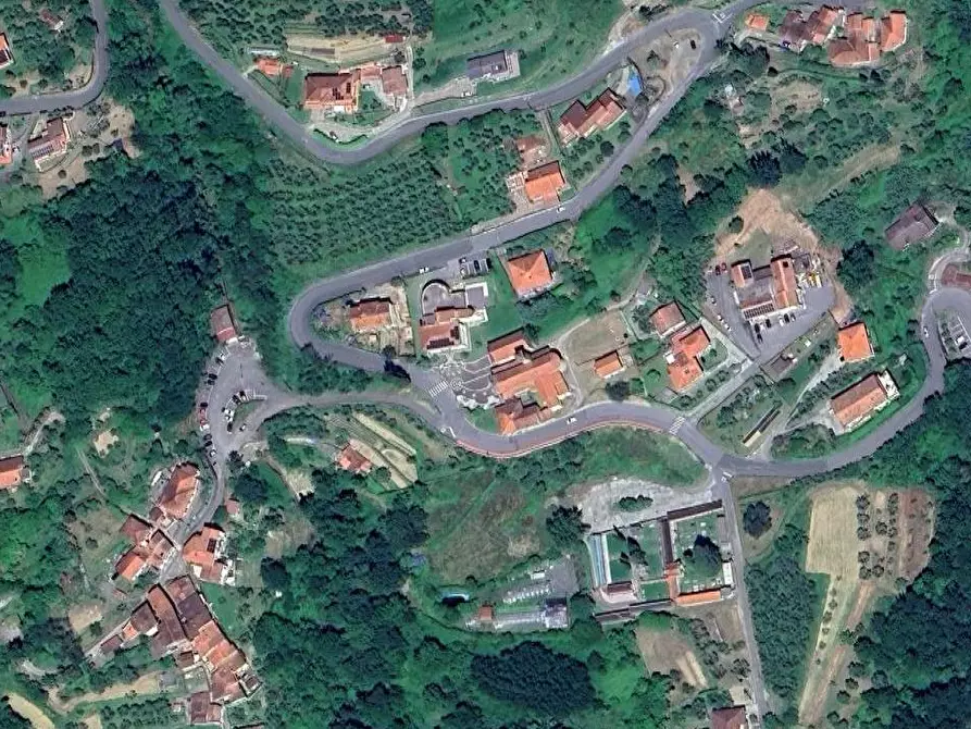 Immagine 20 di Porzione di casa in vendita  in Via Serralta a Podenzana