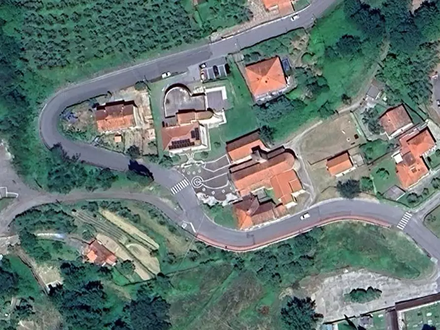 Immagine 21 di Porzione di casa in vendita  in Via Serralta a Podenzana