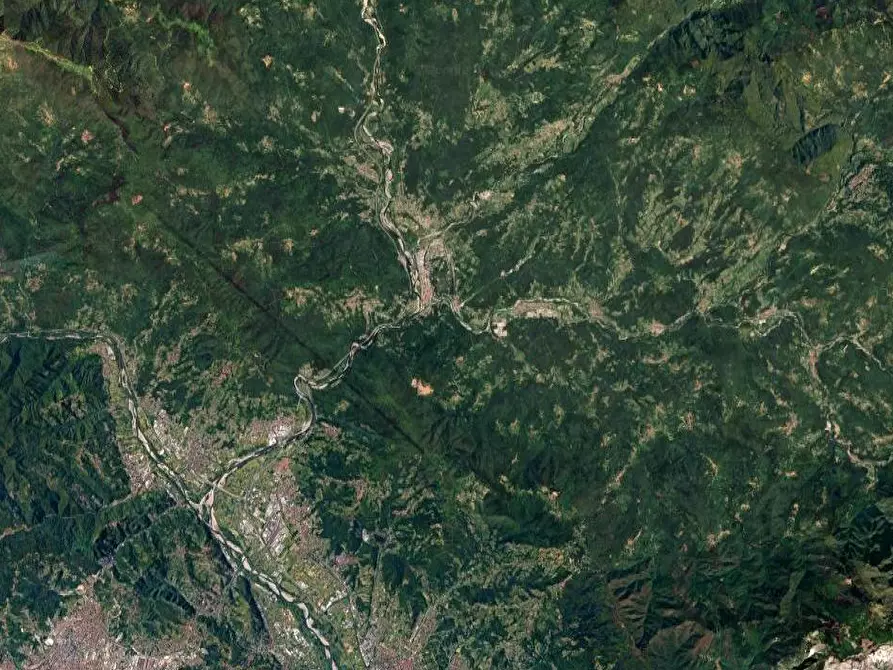 Immagine 25 di Porzione di casa in vendita  in Via Serralta a Podenzana