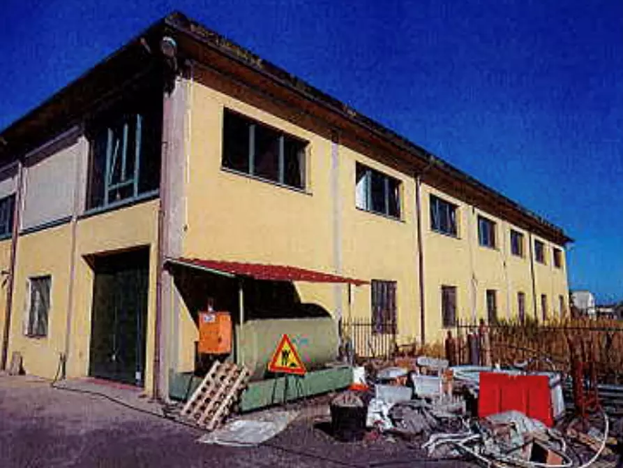 Immagine 5 di Ufficio in vendita  in Via Olmini a Panicale