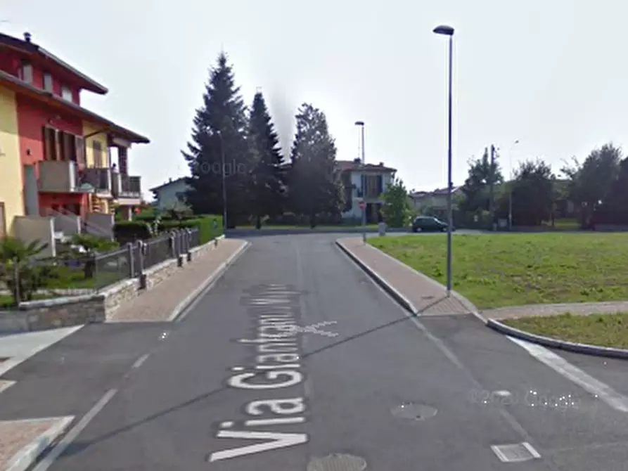 Immagine 4 di Appartamento in vendita  in Via Gianfranco Miglio a Castelli Calepio