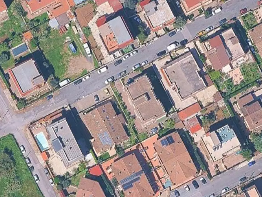 Immagine 13 di Appartamento in vendita  in Via Corato a Roma